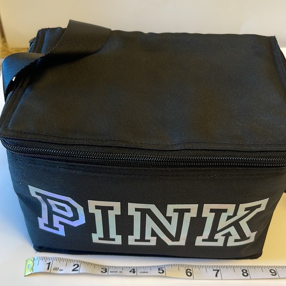Victoria’s Secret PINK Soft Insulated Lunch Cooler - Picture 7 of 9